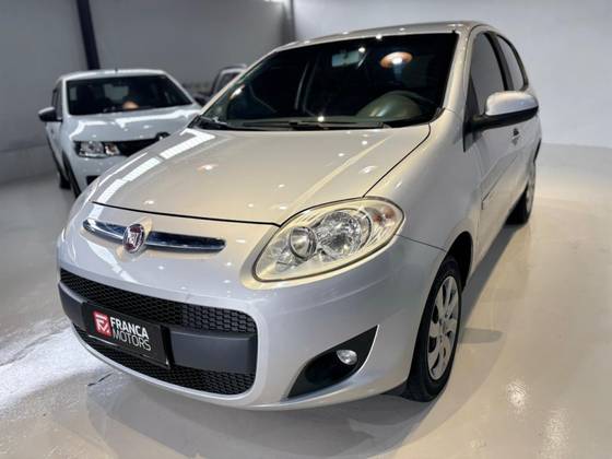 FIAT PALIO 1.0 MPI ATTRACTIVE 8V FLEX 4P MANUAL FIAT PALIO 1.0 MPI ATTRACTIVE 8V FLEX 4P MANUAL